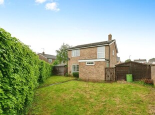 3 Bedroom Detached House For Sale In Yaxley