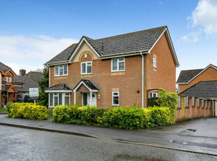 4 Bedroom Detached House For Sale In Southampton, Hampshire