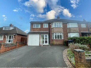 4 Bedroom Semi-detached House For Sale In Hollywood, Birmingham