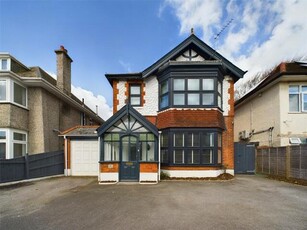 6 Bedroom Detached House For Sale In Christchurch, Dorset