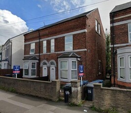 6 Bedroom Semi-detached House For Sale In West Bridgford, Nottingham