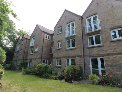 1 bedroom apartment for sale in Risbygate Street, Bury St. Edmunds, IP33