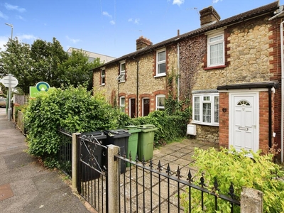 2 bedroom terraced house for sale in Hartnup Street, Maidstone, Kent, ME16