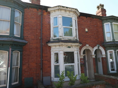 4 bedroom terraced house for sale in Hewson Road, Lincoln, LN1