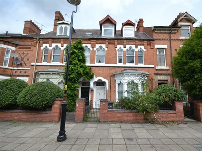 7 bedroom villa for sale in Severn Street, Leicester, LE2