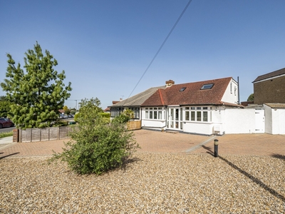 Bungalow to rent - Bedford Road, Orpington, BR6