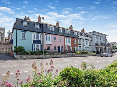 2 Bedroom Retirement Apartment For Sale in Weymouth, Dorset