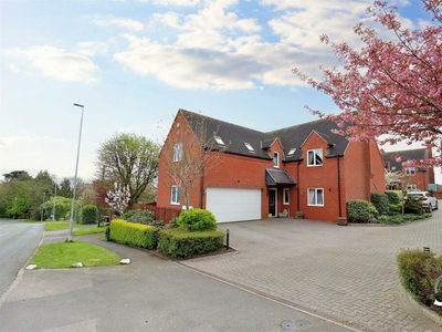 4 bedroom detached house for sale in Bradgate Road, Anstey, Leicestershire, LE7