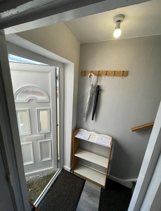 4 bedroom semi-detached house for rent in Lansdowne Street, Leamington Spa, Warwickshire, CV32