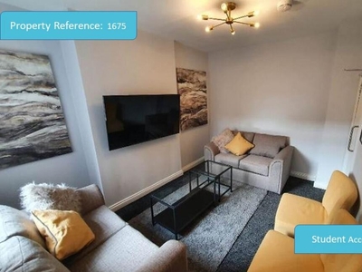 5 bedroom house share for rent in Ashford Street, Shelton, Stoke-On-Trent, ST4