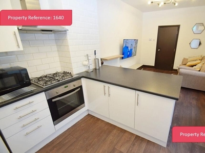 5 bedroom house share for rent in Sheppard Street, Penkhull, Stoke-On-Trent, ST4