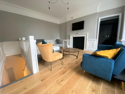 1 bedroom duplex for rent in Monmouth Place Bath, Somerset, BA1