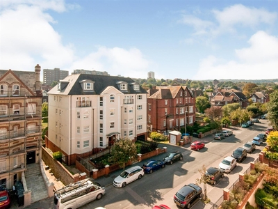 2 Bedroom Retirement Apartment – Purpose Built For Sale in Eastbourne, East Sussex