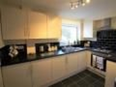 Room to rent in Lowther Road, Wheatley, Doncaster DN1