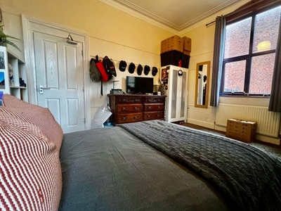 Shared accommodation to rent in Chapeltown Road, Leeds LS7