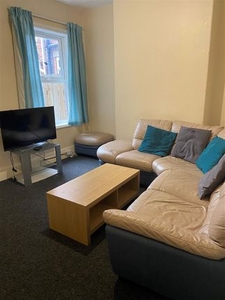 Shared accommodation to rent in Falmouth Street, Hull HU5