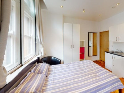 Studio flat for rent in Studio 107, 29A Upper Parliament Street, Nottingham, Nottinghamshire, NG1 2AP, NG1