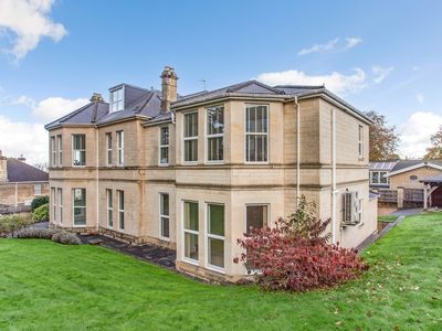 2 bedroom property for sale in Chaucer Road, Bath, BA2