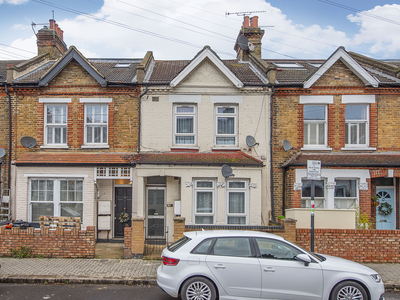 2 bedroom property for sale in Kimber Road, LONDON, SW18