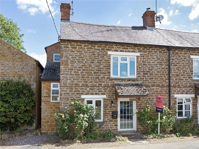 3 bedroom property for sale in Chacombe, Oxfordshire, OX17