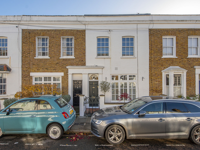 3 bedroom property for sale in Eleanor Grove, LONDON, SW13