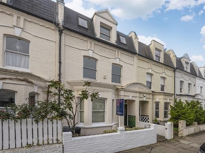 4 bedroom property to let in Mimosa Street, London