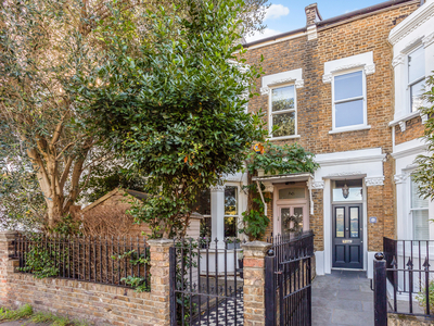 5 bedroom property for sale in Chiswick Lane, London, W4