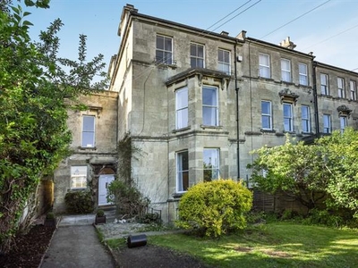 5 bedroom property to let in Beaufort Villas Larkhall BA1