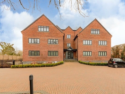 2 bedroom apartment for sale in Evington Lane, Leicester, LE5
