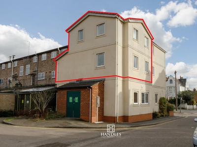 2 bedroom duplex for sale in Cornwall House, Cornwall Place, Leamington Spa, Warwickshire, CV32