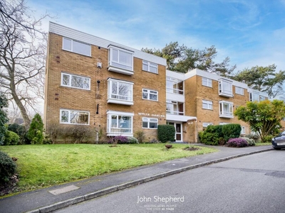 2 bedroom flat for sale in White House Way, Solihull, West Midlands, B91