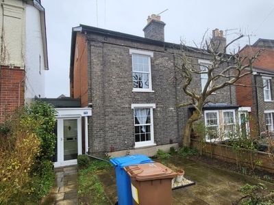 2 bedroom semi-detached house for sale in Berners Street, Ipswich, IP1