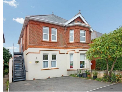 3 bedroom apartment for sale in Pembroke Road, Bournemouth, BH4