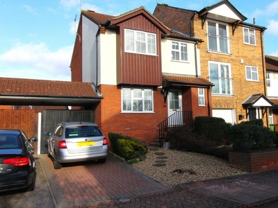 3 bedroom end of terrace house for sale in Roman Wharf, Lincoln, LN1