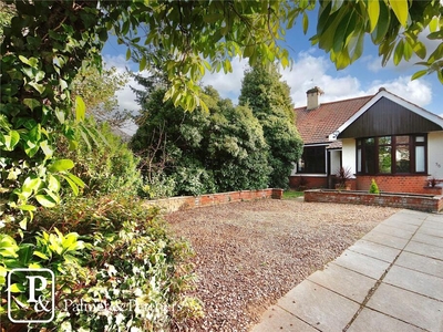 3 bedroom semi-detached house for sale in Bourne Hill, Wherstead, Ipswich, Suffolk, IP2
