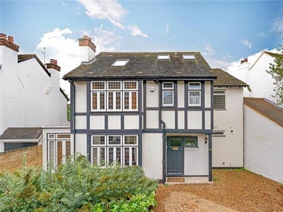 4 Bedroom House Richmond Upon Thames Great London