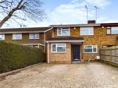 4 bedroom semi-detached house for sale in Brading Way, Purley on Thames, Reading, Berkshire, RG8