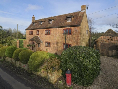 5 bedroom detached house for sale in Ox Road Farm, From North Elham Hill To Bunkers Hill, North Elham, CT4