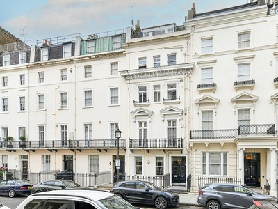 5 bedroom flat for sale in Lowndes Street, London, SW1X