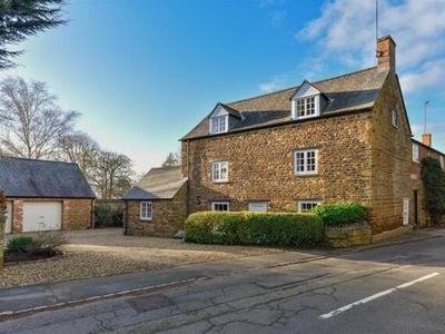 5 Bedroom House Wootton Bedfordshire
