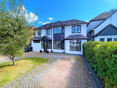 6 bedroom detached house for sale in Antrobus Road, Sutton Coldfield, B73