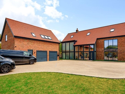 6 bedroom detached house for sale in Boughton Park, Grafty Green, Maidstone, ME17