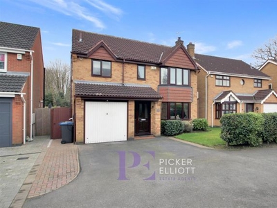 Detached house for sale in Briarmead, Burbage, Hinckley LE10