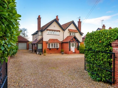 Detached house for sale in Townsend Road, Streatley, Berkshire RG8