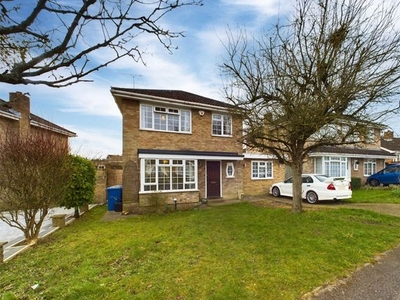 Detached house to rent in Hungerford Drive, Maidenhead, Berkshire SL6