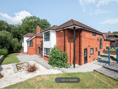 Detached house to rent in Wedgwood Avenue, Blakelands, Milton Keynes MK14
