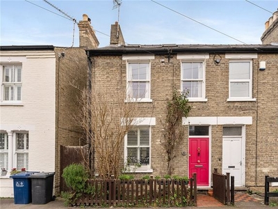 End terrace house for sale in Canterbury Street, Cambridge CB4