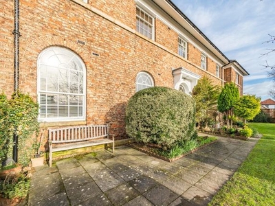 Flat for sale in Bellingham Close, Thirsk YO7