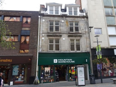 Flat to rent in High Street, Perth PH1