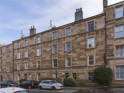 Flat to rent in Livingstone Place, Sciennes, Edinburgh EH9
